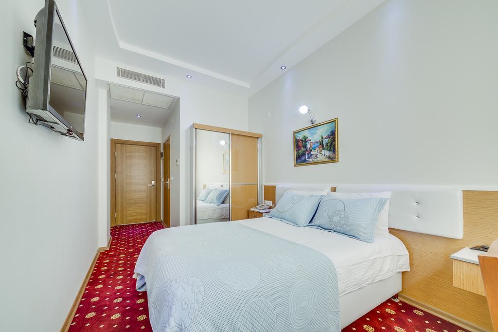 Cemberlitas Hotel & Hamam アイドゥン エクステリア 写真